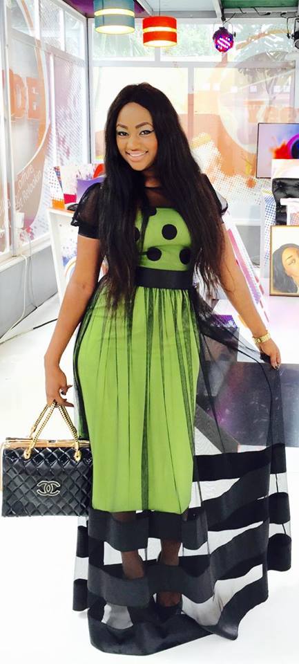 Photos: Kya Aidara Diallo, passionnée et romantique jusqu’aux dents Photos: Kya Aidara Diallo, passionnée et romantique jusqu’aux dents