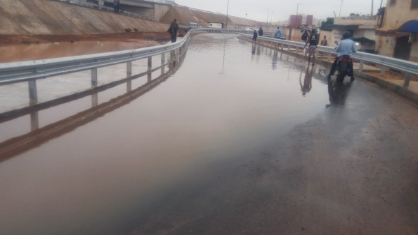 Photos: Le pont de l’émergence encore inondé Photos: Le pont de l’émergence encore inondé