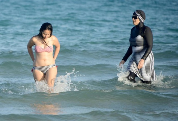 FRANCE: Le tribunal administratif de Nice valide un arrêté "anti-burkini"