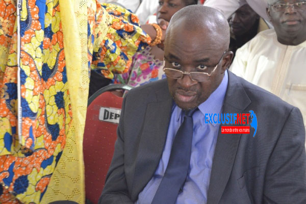 Me El Hadji Diouf cogne Cissé Lô: «  Macky Sall s’amuse avec la République en couvrant un fou et un ignorant »