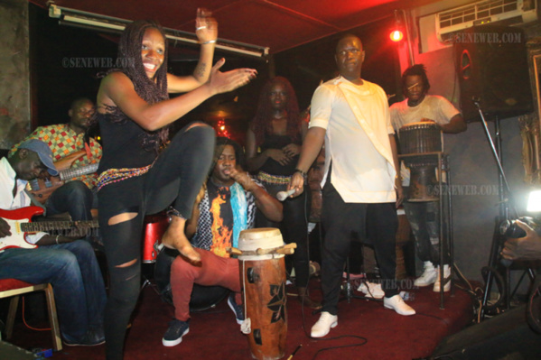 Les images "hot" de la soirée d'anniversaire de Salam Diallo Les images "hot" de la soirée d'anniversaire de Salam Diallo