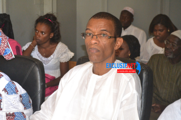 Alioune NDOYE de retour: « Je suis toujours membre de Taxawu Dakar, Khalifa SALL est mon grand frère…» Alioune NDOYE de retour: « Je suis toujours membre de Taxawu Dakar, Khalifa SALL est mon grand frère…»