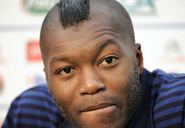 L'ancien footballeur Djibril Cissé a été braqué avec une arme à feu L'ancien footballeur Djibril Cissé a été braqué avec une arme à feu