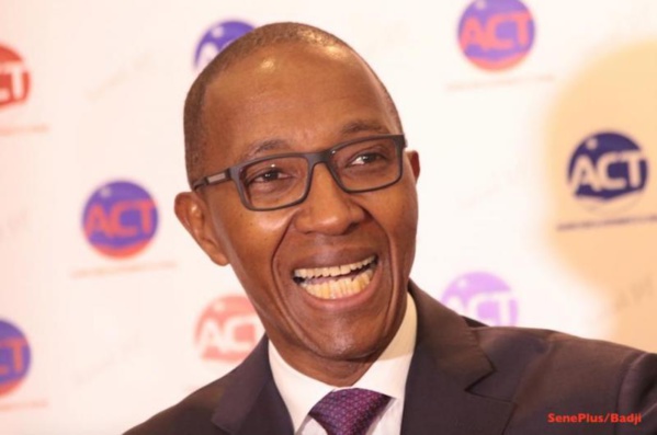 Abdoul MBAYE sur les menaces du gouvernement: «J’en rigole et c’est triste» Abdoul MBAYE sur les menaces du gouvernement: «J’en rigole et c’est triste»