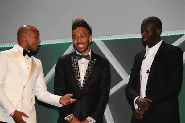 Aubameyang à l’origine de l’arrêt brusque de la carrière internationale de l’Ivoirien Yaya Touré ? Aubameyang à l’origine de l’arrêt brusque de la carrière internationale de l’Ivoirien Yaya Touré ?