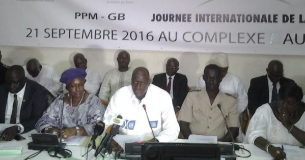 Ziguinchor : Le Ministre Benoit SAMBOU et l’association ZAM au chevet des populations