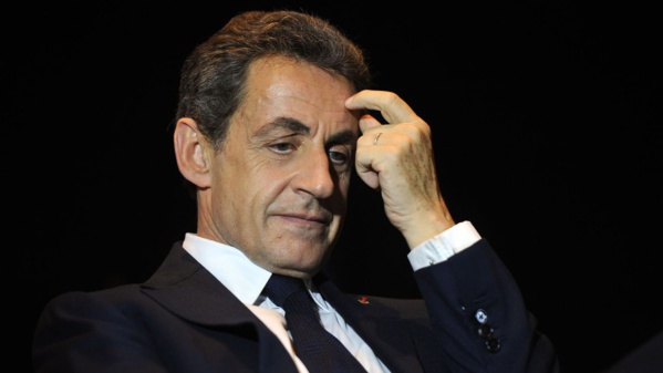 Un ancien ministre de Kadhafi, révèle une série de trois versements libyens destinés à la campagne présidentielle de 2007 de Nicolas Sarkozy Un ancien ministre de Kadhafi, révèle une série de trois versements libyens destinés à la campagne présidentielle de 2007 de Nicolas Sarkozy