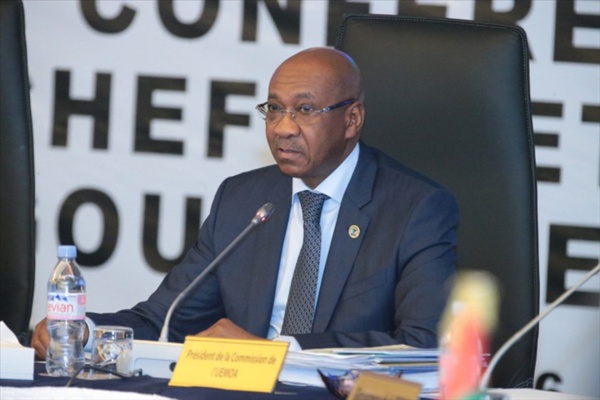 Le président de la Commission de l’UEMOA annonce sa démission pour convenances personnelles
