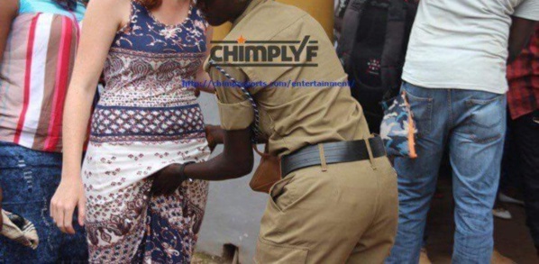 Photos : Terrorisme oblige, il faut fouiller partout Photos : Terrorisme oblige, il faut fouiller partout