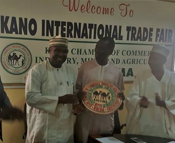 La Chambre de commerce de Kaolack signe un accord de partenariat avec celle de l’État du Kano au Nigéria La Chambre de commerce de Kaolack signe un accord de partenariat avec celle de l’État du Kano au Nigéria