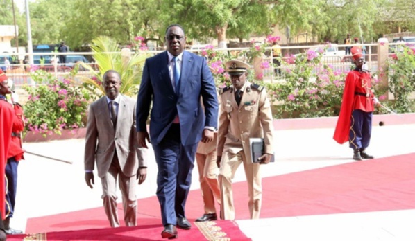 Le président Macky Sall quitte le pays dans quelques minutes Le président Macky Sall quitte le pays dans quelques minutes