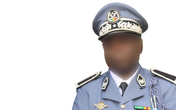 Le douanier Mor Diop piége Magatte Diop, qui envoyait des images obscènes à sa ...femme et se retrouve en...prison