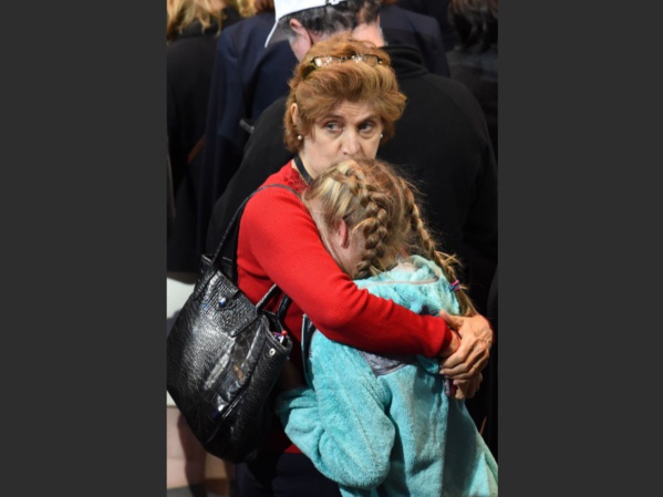 PHOTOS. les démocrates fondent en larmes PHOTOS. les démocrates fondent en larmes