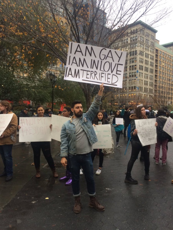 «Not my president»: des milliers de manifestants contre l’élection de Trump (Regardez) «Not my president»: des milliers de manifestants contre l’élection de Trump (Regardez)
