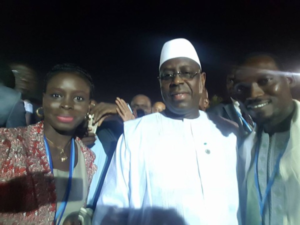 Maroc: Thérèse Faye Diouf patronne de la COJER, pose avec Macky Maroc: Thérèse Faye Diouf patronne de la COJER, pose avec Macky