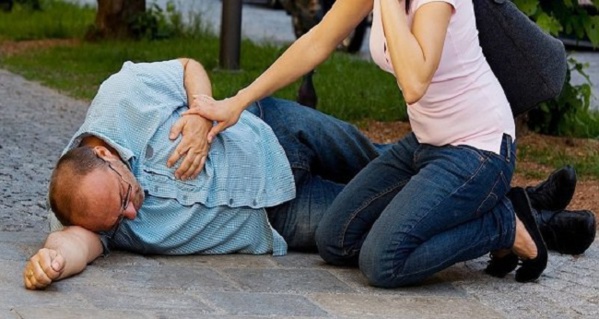 Un mois avant une crise cardiaque, votre corps vous préviendra : voici 6 symptômes ! Un mois avant une crise cardiaque, votre corps vous préviendra : voici 6 symptômes !