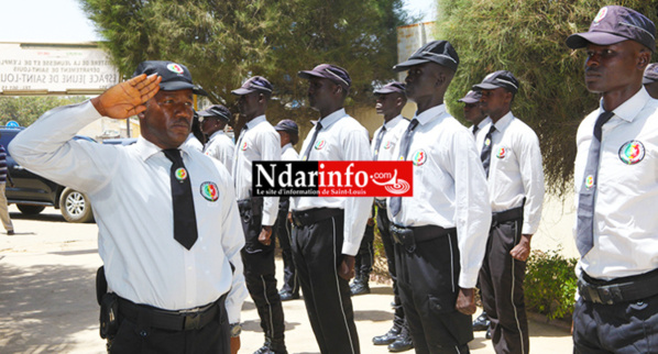Ibrahima Pouye, porte-parole de l’APR Grand Yoff: « Les ASP n’ont aucune utilité. Ils passent tout leur temps à faire du thé aux policiers » Ibrahima Pouye, porte-parole de l’APR Grand Yoff: « Les ASP n’ont aucune utilité. Ils passent tout leur temps à faire du thé aux policiers »