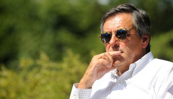 François Fillon dans "Paris-Match" : des photos indécentes, une rentrée ratée François Fillon dans "Paris-Match" : des photos indécentes, une rentrée ratée