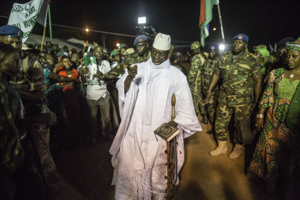 Gambie: tout l’appareil d’Etat, s’est mis au service de la réélection du président Yahya Jammeh Gambie: tout l’appareil d’Etat, s’est mis au service de la réélection du président Yahya Jammeh