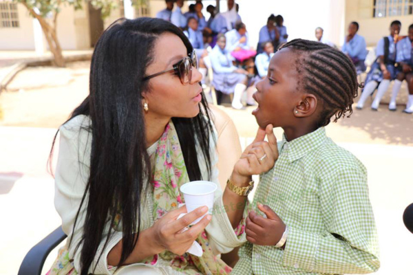 Gambie : Yaya Jammeh évacue toute sa famille aux Etats-Unis Gambie : Yaya Jammeh évacue toute sa famille aux Etats-Unis