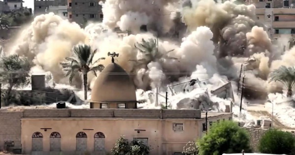 Dernière minute: Au moins 25 morts après une explosion dans une église du Caire Dernière minute: Au moins 25 morts après une explosion dans une église du Caire