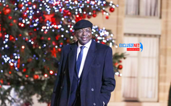 On travaille ou on fait du mannequinat à Paris ? On travaille ou on fait du mannequinat à Paris ?