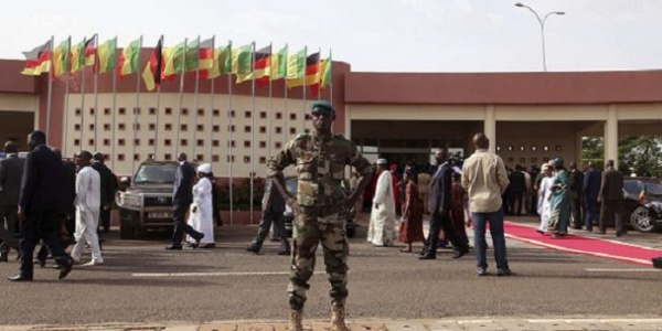 Bamako se prépare à accueillir un sommet Afrique-France très symbolique
