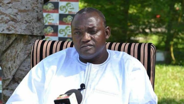 Adama Barrow vient de quitter Banjul pour Bamako Adama Barrow vient de quitter Banjul pour Bamako