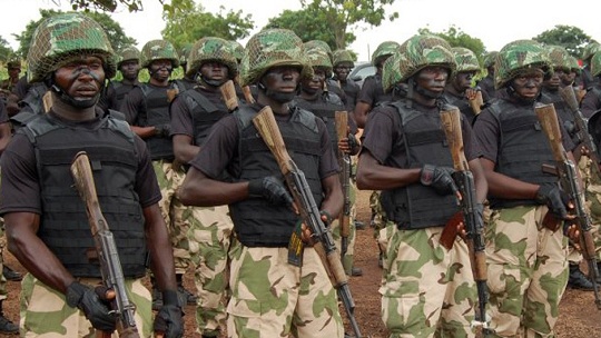 Gambie : 800 soldats nigérians pour déloger  Yahya Jammeh