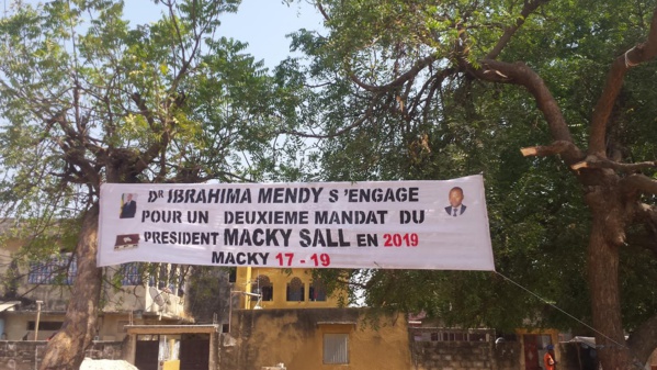 En direct du meeting du mouvement "Macky 17-19" à Ziguinchor