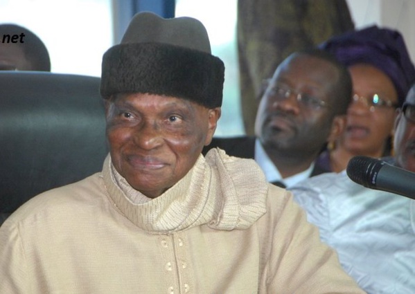 Message du Président Abdoulaye Wade aux Lions du football Message du Président Abdoulaye Wade aux Lions du football