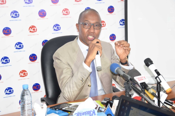 Abdoul Mbaye:«On n’a pas encore des députés du peuple, mais des députés du président Sall » Abdoul Mbaye:«On n’a pas encore des députés du peuple, mais des députés du président Sall »