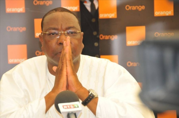 Mankeur N’diaye : Ministre Sénégalais ou porte parole de Barrow ? Mankeur N’diaye : Ministre Sénégalais ou porte parole de Barrow ?