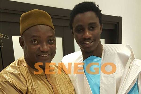 Apres avoir déplumé Jammeh, Wally Seck est désormais avec le Président Adama Barow
