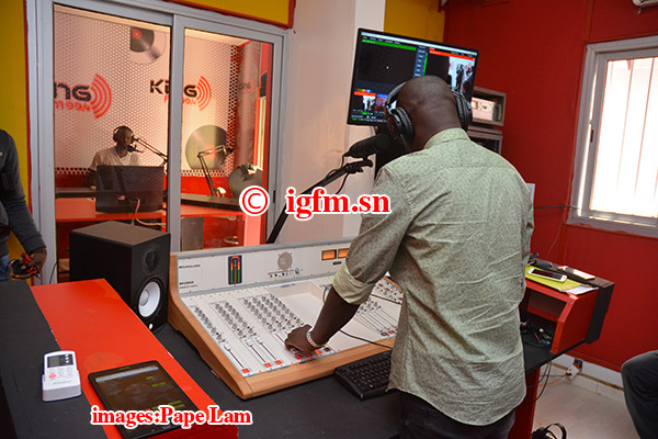 Test de la nouvelle radio de Youssou Ndour  « King Fm »