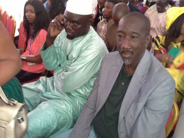MBAO - ECHAUFFOUREES AU NIVEAU DE LA COMMISSION D’INSCRIPTION DE KEUR MBAYE FALL: le Dr Alioune Diop appelle à al sérinité MBAO - ECHAUFFOUREES AU NIVEAU DE LA COMMISSION D’INSCRIPTION DE KEUR MBAYE FALL: le Dr Alioune Diop appelle à al sérinité