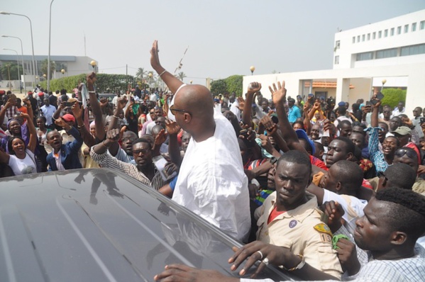 2 ans de prison dont 6 mois ferme pour Barthélémy Dias 2 ans de prison dont 6 mois ferme pour Barthélémy Dias