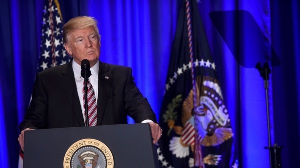 Devant le Congrès, Trump affirme représenter les Etats-Unis, et non le monde