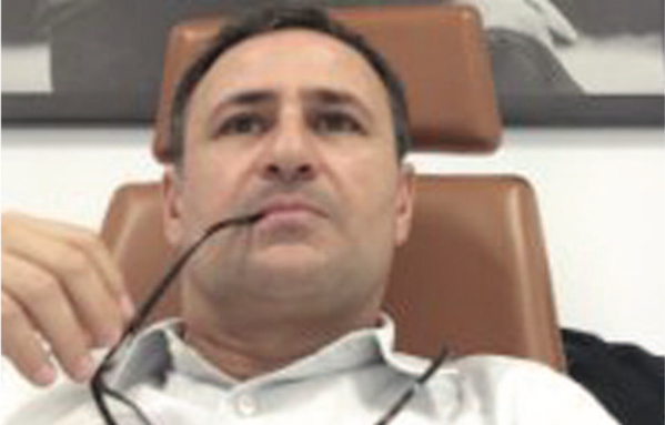 KHALIFA SALL ET MOMO FARÈS : Nébuleuse autour de 2 milliards KHALIFA SALL ET MOMO FARÈS : Nébuleuse autour de 2 milliards