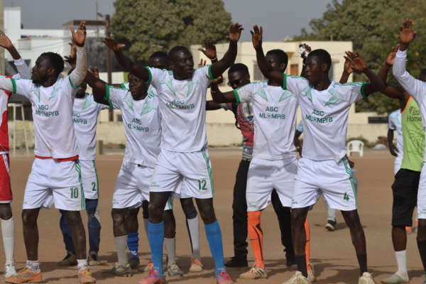 La finale du tournoi des étudiants de l'arrondissement de Tendouck (Photos) La finale du tournoi des étudiants de l'arrondissement de Tendouck (Photos)