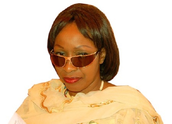 Awa Ndiaye prise en flagrant délit de manipulation