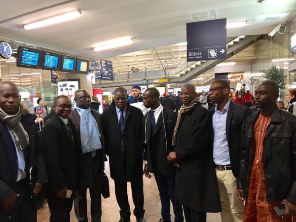 Photos: Le président Abdoulaye Baldé accueilli à Lyon par ses militants 