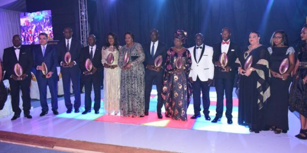 Tout sur la 13eme édition de la cérémonie de remise des Cauris d’Or au King Fahd Palace Tout sur la 13eme édition de la cérémonie de remise des Cauris d’Or au King Fahd Palace