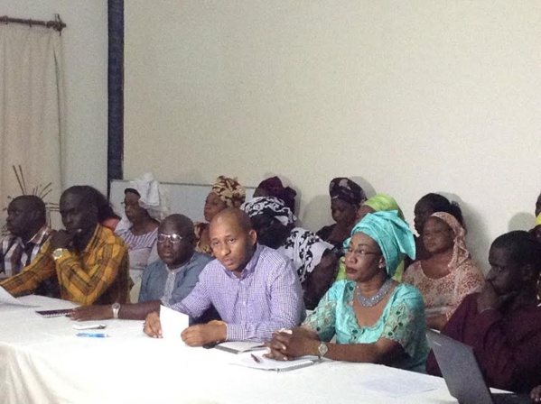 Au lieu de s’attaquer à DOUDOU KA, Toussaint Manga gagnerait à se concentrer sur la crise profonde qui secoue le PDS Au lieu de s’attaquer à DOUDOU KA, Toussaint Manga gagnerait à se concentrer sur la crise profonde qui secoue le PDS