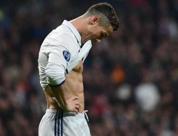 Real Madrid: Ronaldo menace de partir