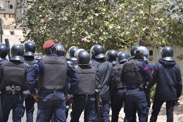 Manifestation de Y'en a marre: les éléments de la police ont chômé