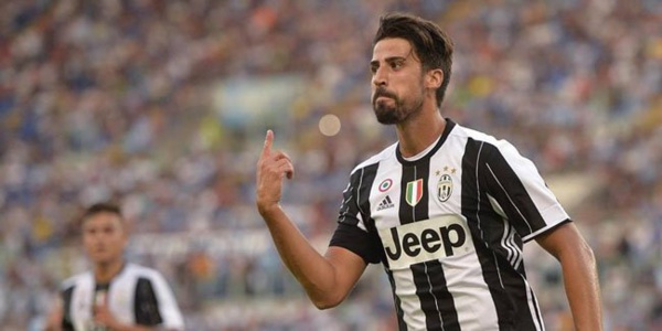 La Juventus balade le Barça, doublé pour Paulo Dybala