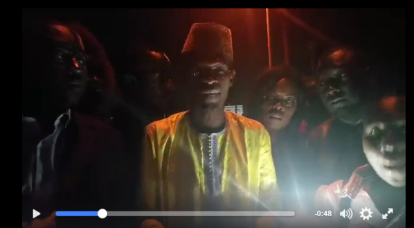 Vidéo- les partisans d'Aliou Sall déversent leur colère devant le palais de la république