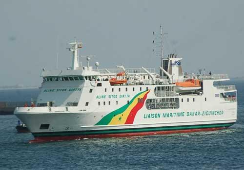 Arrêt brusque du bateau Aline Sitoé Diatta  pour 10 jours