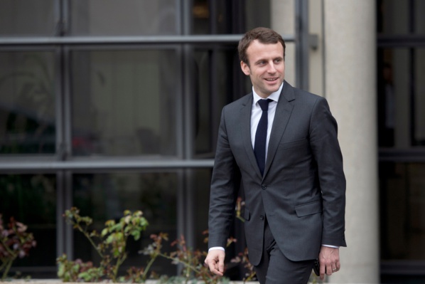 Il est 18 heures en France: Emmanuel Macron en tête du premier tour avec 24%